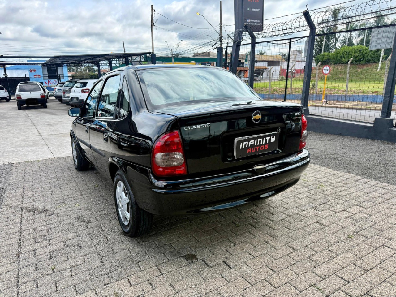 Classic Sedan 1.0 4P FLEX LIFE