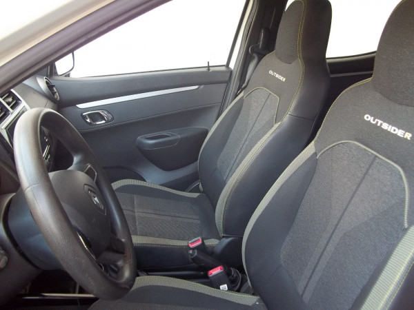 Kwid 1.0 12V 4P SCE FLEX OUTSIDER
