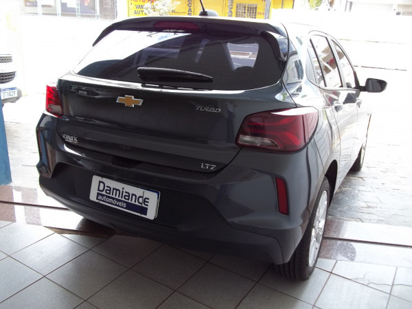 Onix Hatch 1.0 12V 4P FLEX TURBO AUTOMÁTICO