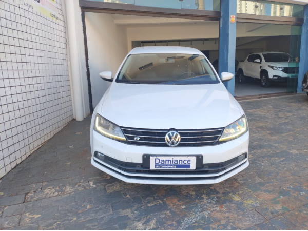 VOLKSWAGEN Jetta 1.4 16V 4P TSI CONFORTLINE AUTOMÁTICO