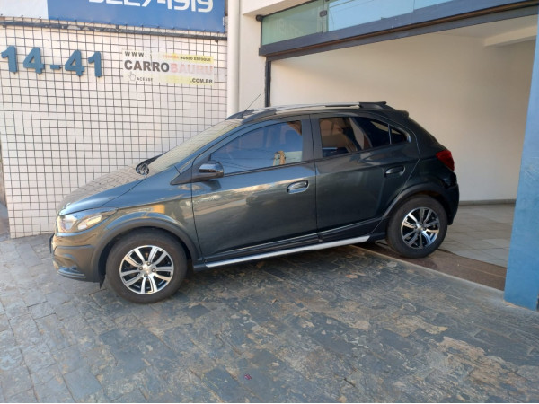 Onix Hatch 1.4 4P FLEX ACTIV