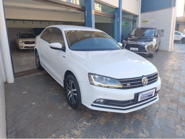 VOLKSWAGEN Jetta 1.4 16V 4P TSI CONFORTLINE AUTOMÁTICO
