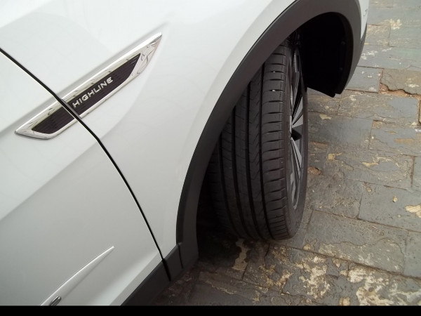 T-Cross 1.4 4P 250 TSI FLEX HIGHLINE AUTOMÁTICO