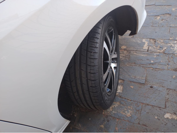 VOLKSWAGEN Jetta 1.4 16V 4P TSI CONFORTLINE AUTOMÁTICO