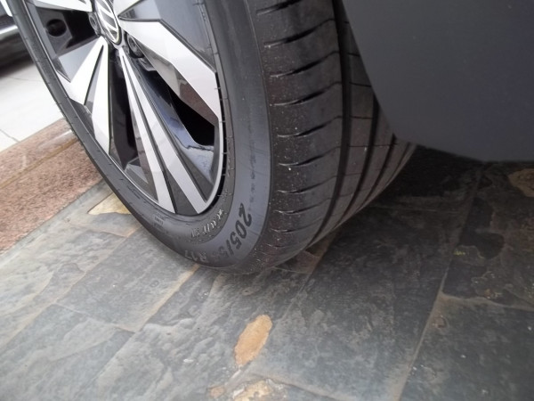 T-Cross 1.4 4P 250 TSI FLEX HIGHLINE AUTOMÁTICO