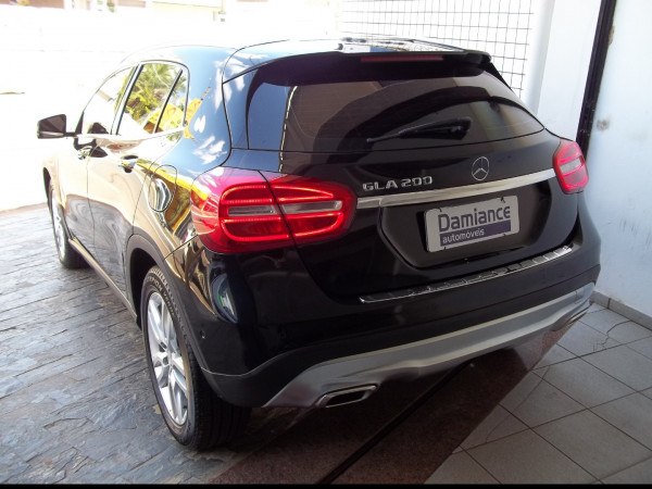 GLA 200 1.6 16V 4P CGI ADVANCE TURBO AUTOMÁTICO