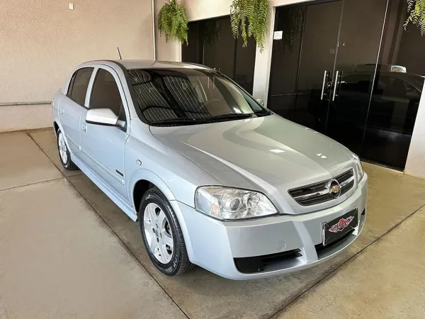 ASTRA 2.0 MPFI ADVANTAGE SEDAN 8V