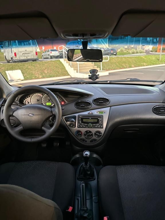 Focus Hatch 1.6 4P GLX