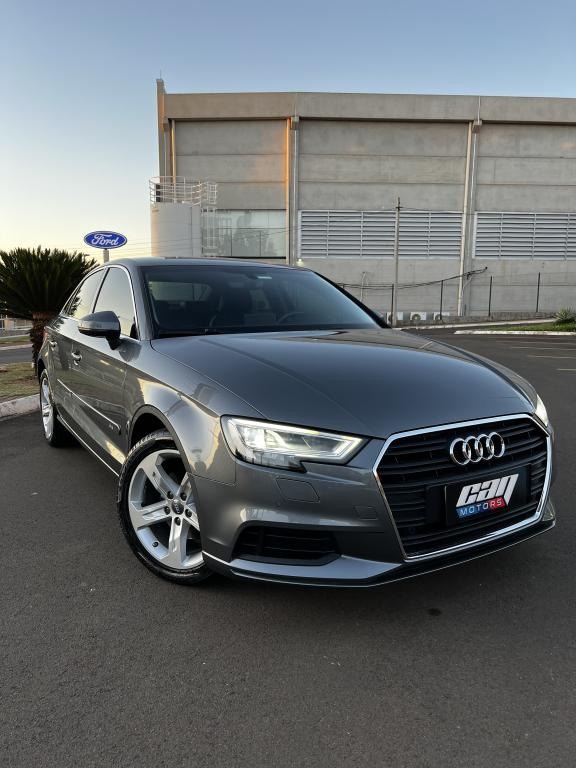 A3 Sedan 1.4 16V 4P FLEX TFSI PRESTIGE PLUS 25 ANOS AUTOMÁTICO