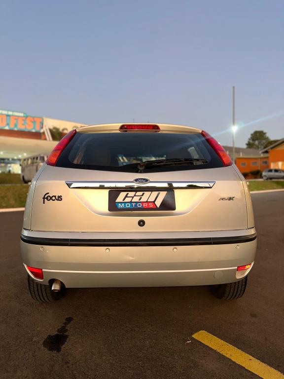 Focus Hatch 1.6 4P GLX