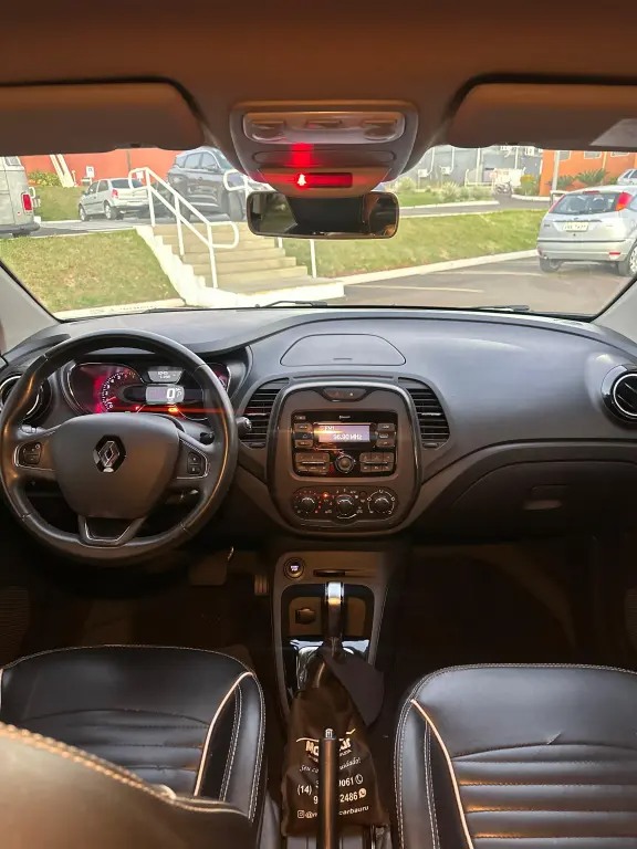 Captur 1.6 16V 4P FLEX SCE LIFE X-TRONIC CVT