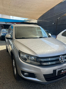 VOLKSWAGEN Tiguan 2.0 16V 4P TSI 4WD TURBO AUTOMÁTICO