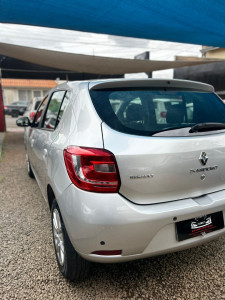 RENAULT Sandero 1.0 4P EXPRESSION