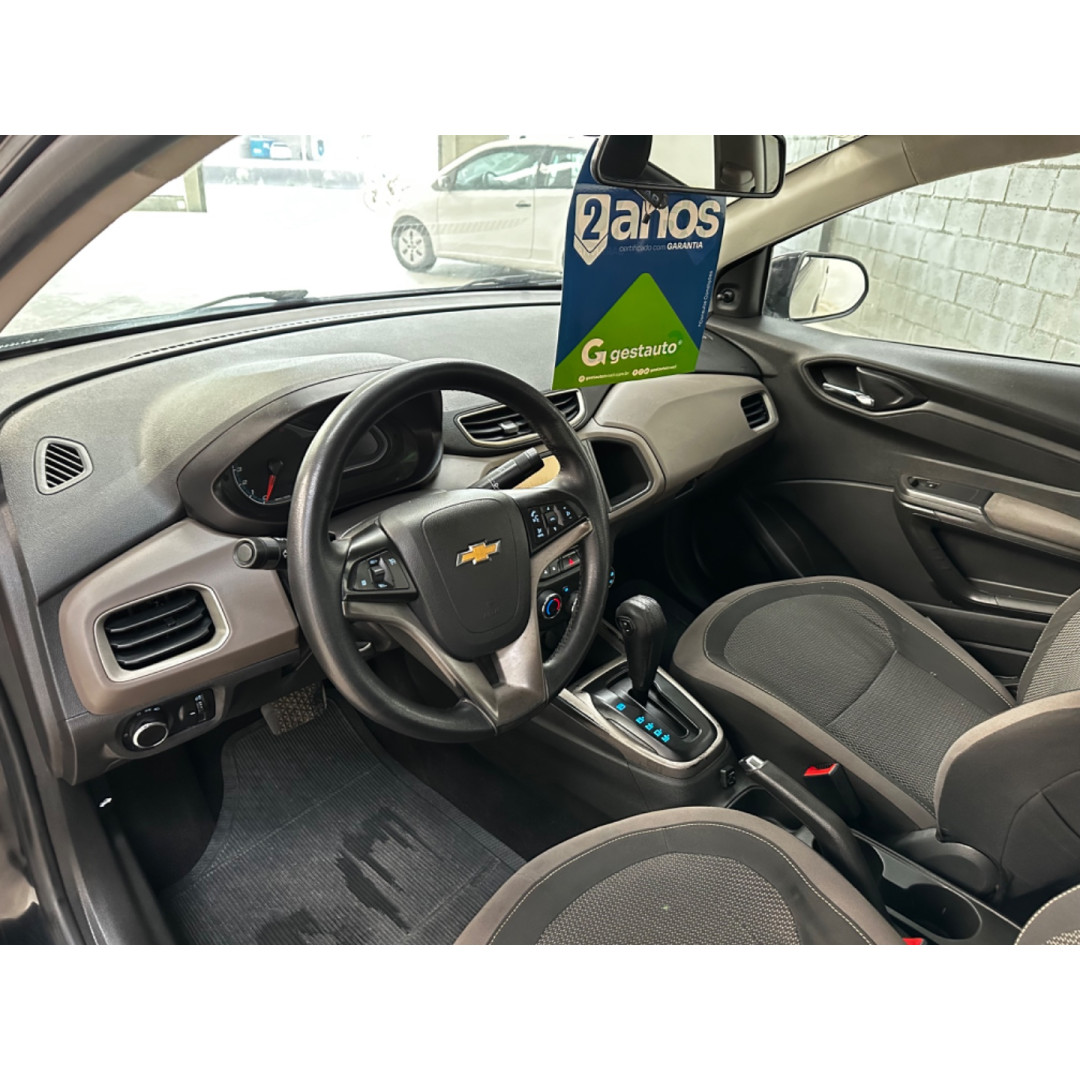 Prisma 1.4 4P LT FLEX AUTOMÁTICO