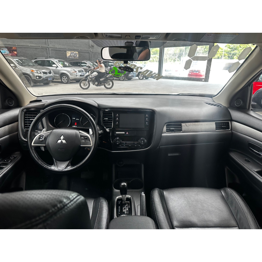 Outlander 2.0 16V 4P AUTOMÁTICO
