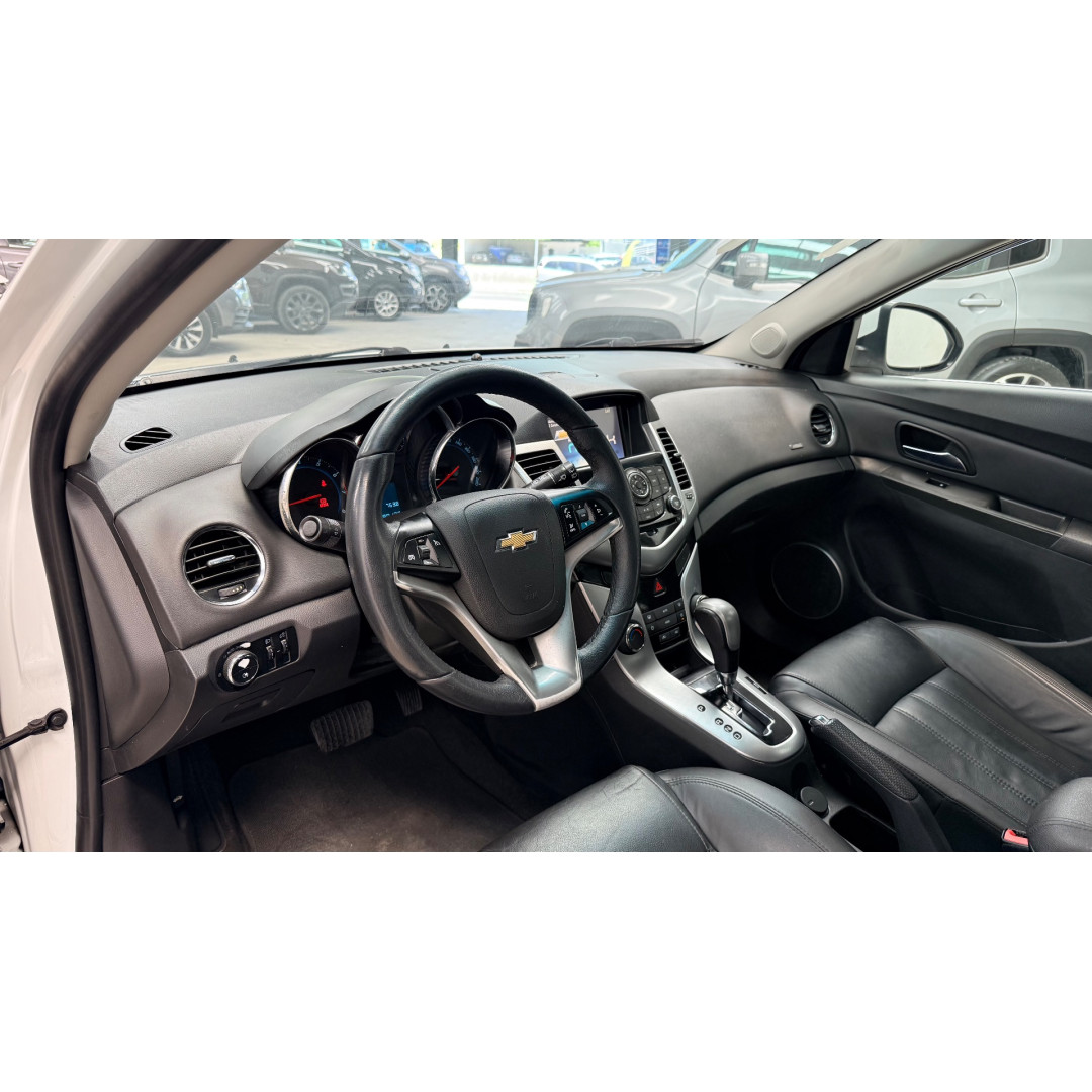 CHEVROLET Cruze Hatch 1.8 16V 4P LTZ SPORT6 FLEX AUTOMÁTICO