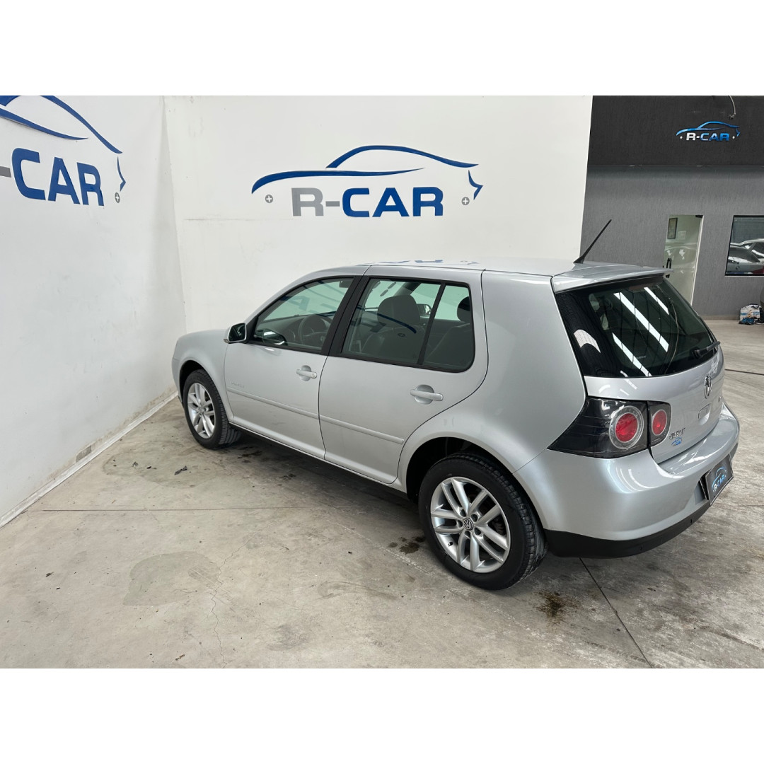 Golf 1.6 4P CONFORTLINE