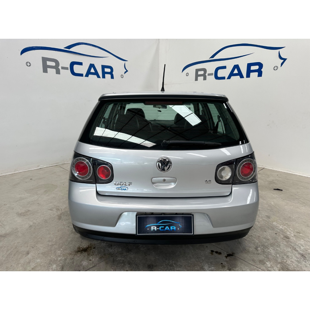 Golf 1.6 4P CONFORTLINE