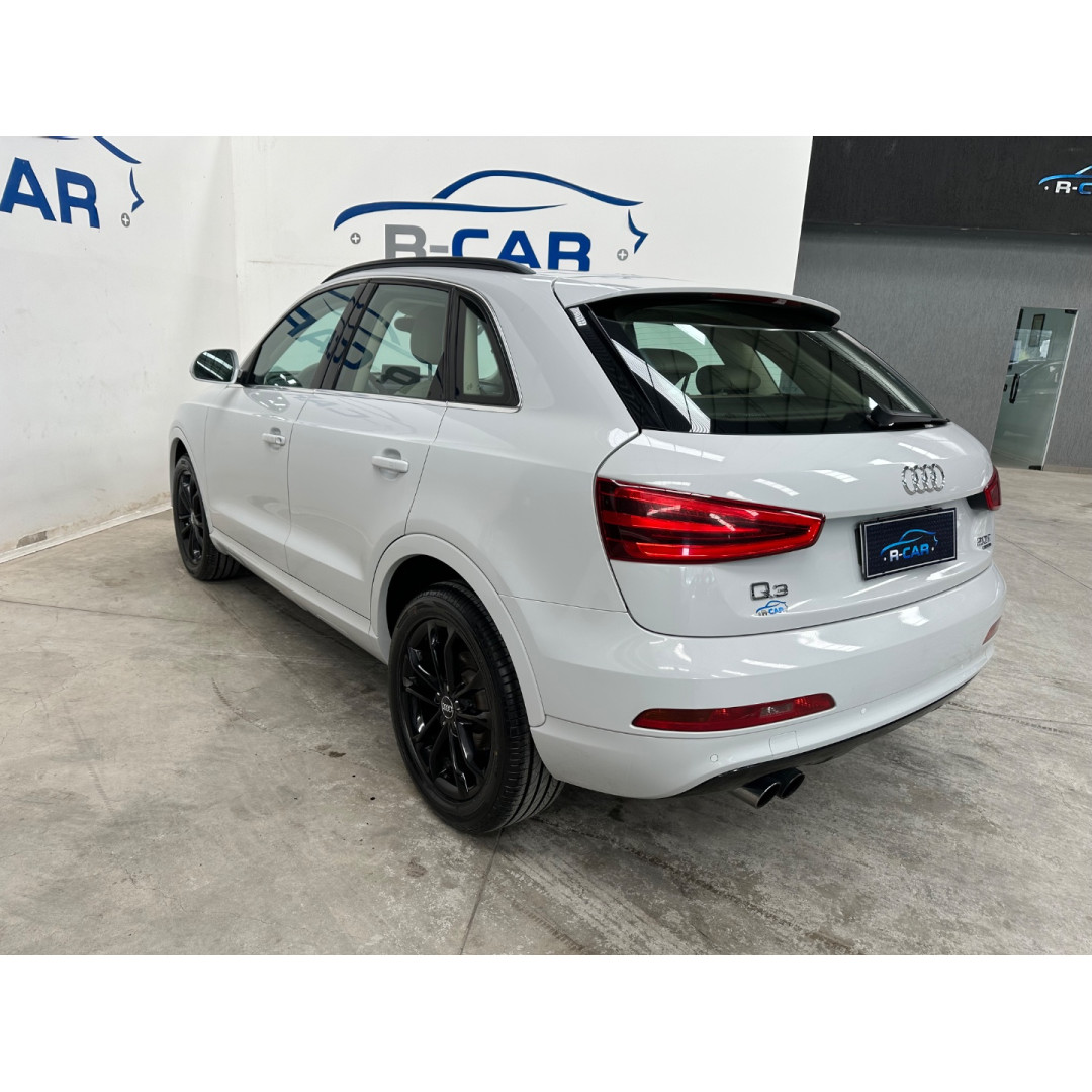 Q3 2.0 4P TFSI AMBITION QUATTRO S-TRONIC AUTOMÁTICO