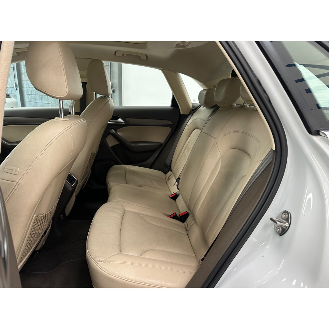 Q3 2.0 4P TFSI AMBITION QUATTRO S-TRONIC AUTOMÁTICO