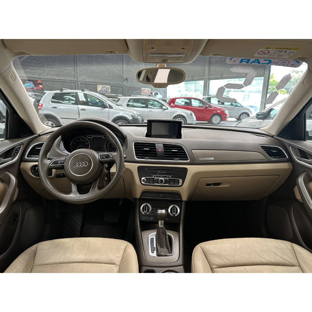 Q3 2.0 4P TFSI AMBITION QUATTRO S-TRONIC AUTOMÁTICO