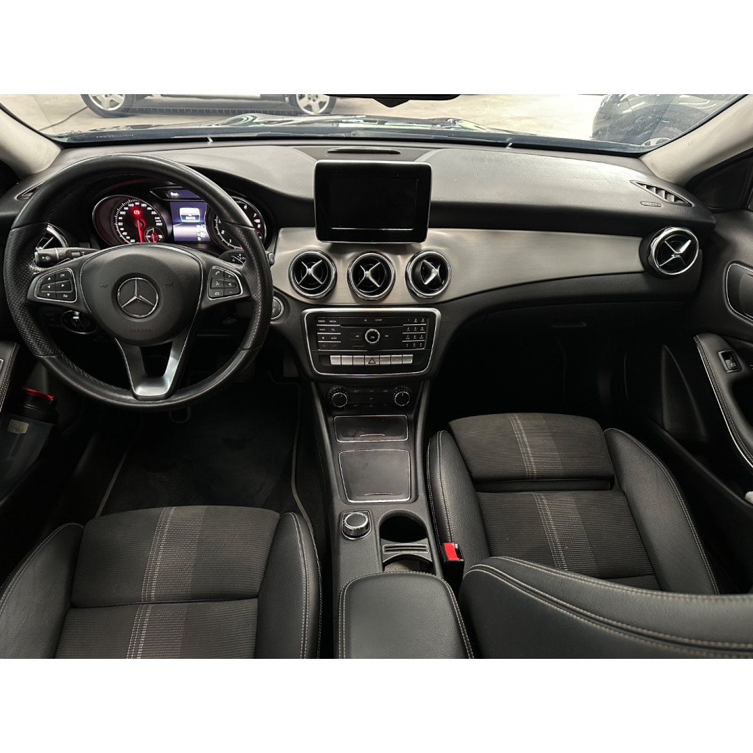 A 200 1.6 16V 4P TURBO AUTOMÁTICO