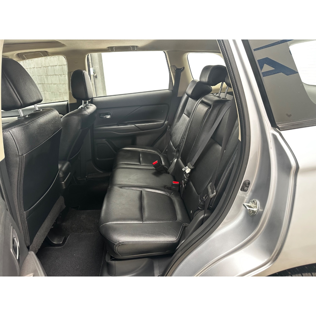 Outlander 2.0 16V 4P AUTOMÁTICO