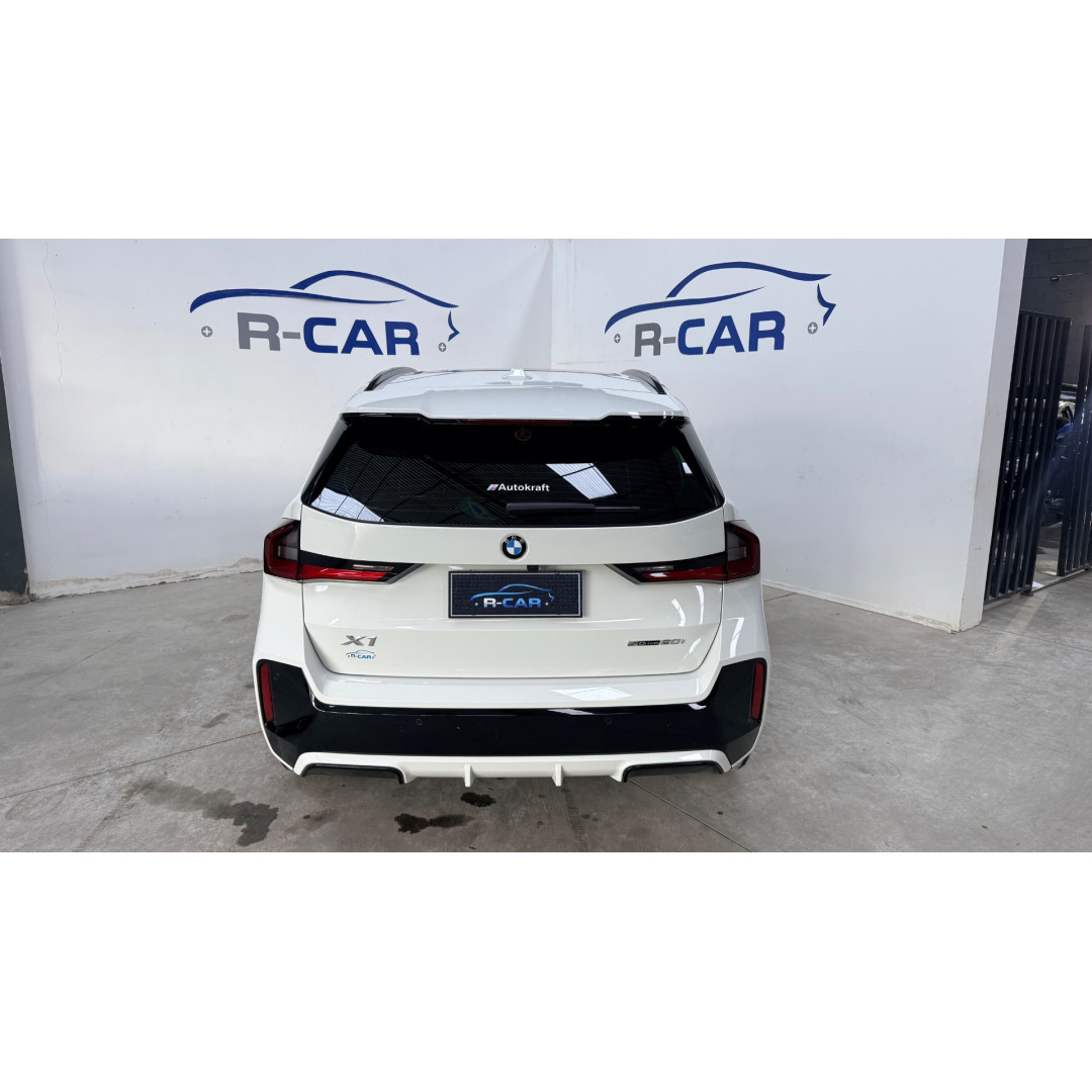 BMW X1 2.0 16V 4P FLEX SDRIVE20I M SPORT 25 ANOS TURBO AUTOMÁTICO