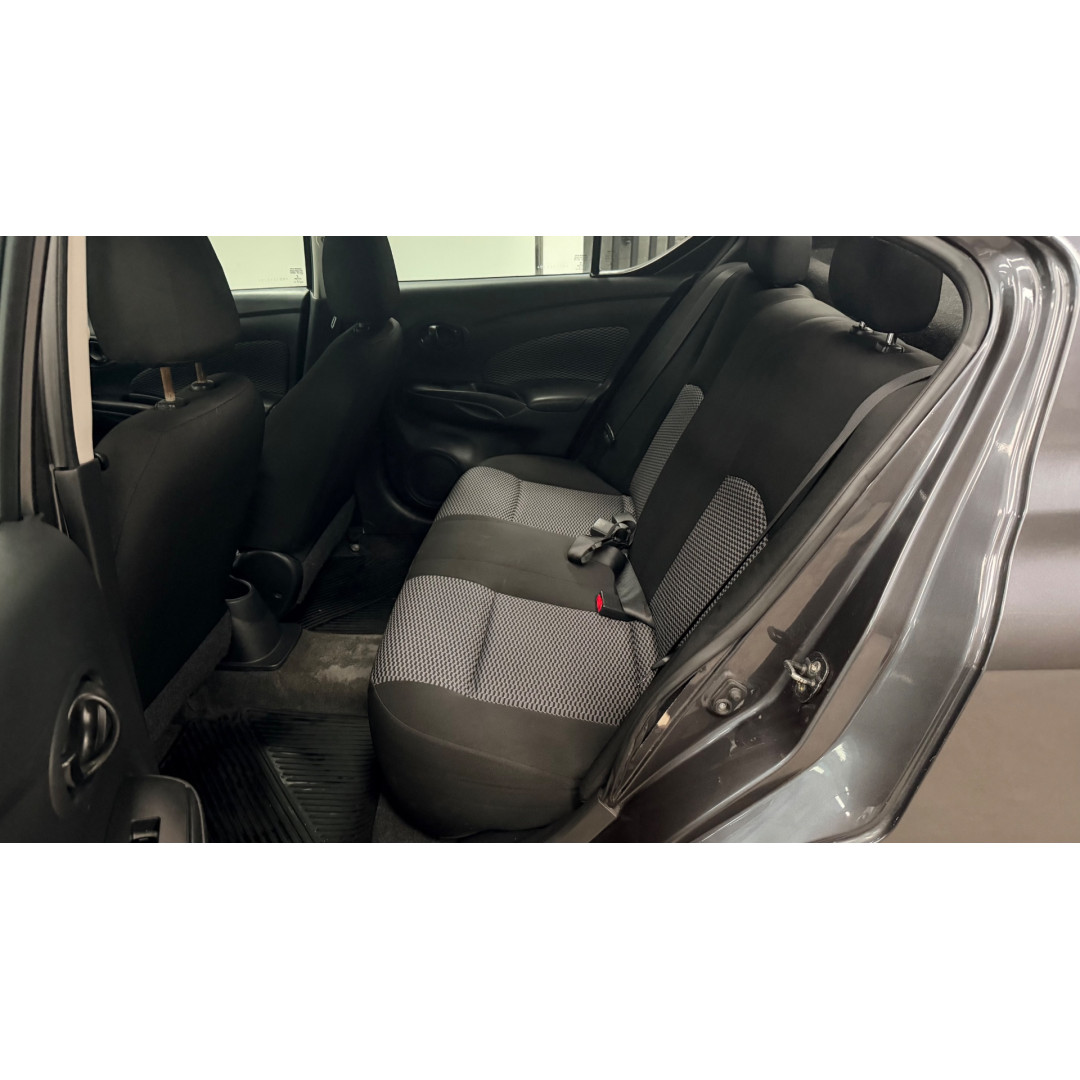 NISSAN Versa Sedan 1.0 4P FLEX S