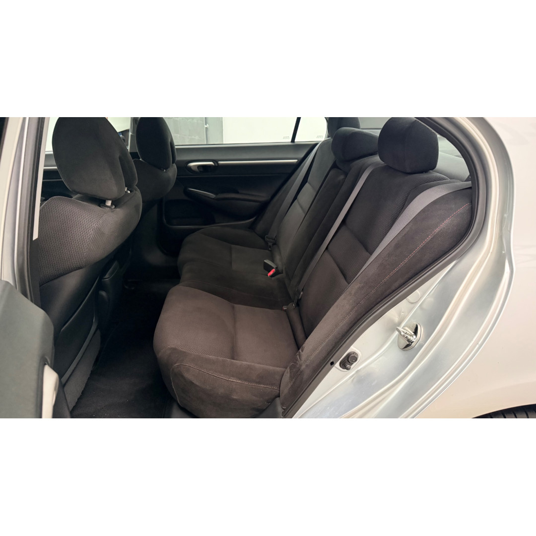 HONDA Civic 2.0 16V 4P SI