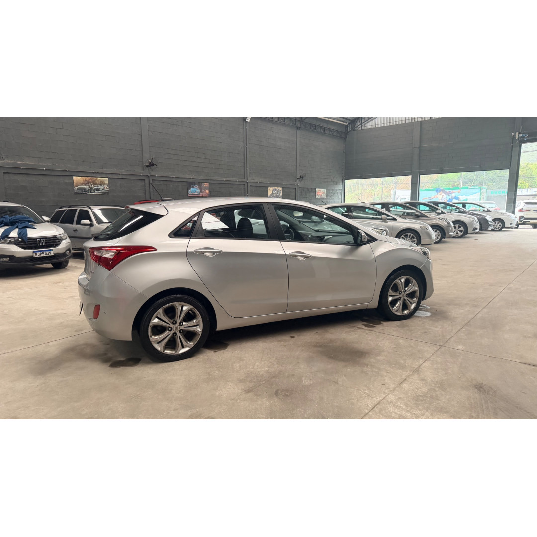 HYUNDAI I30 1.6 16V 4P AUTOMÁTICO