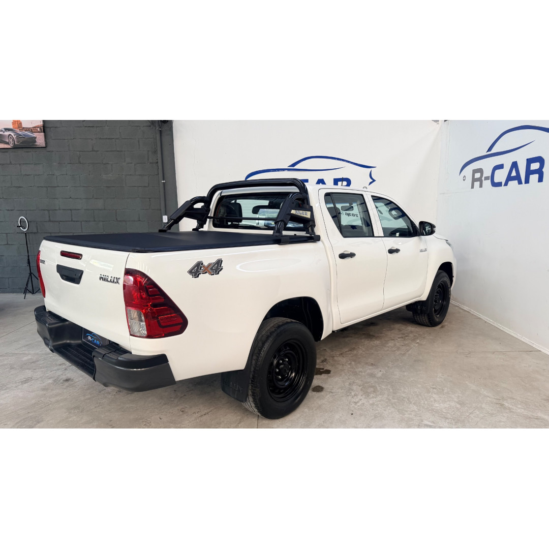 TOYOTA Hilux Caminhonete 2.5 16V 4P 4X4 STD TURBO DIESEL CABINE DUPLA