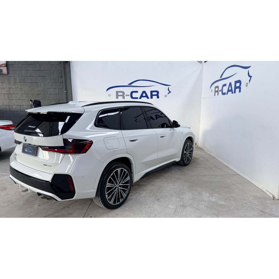 BMW X1 2.0 16V 4P FLEX SDRIVE20I M SPORT 25 ANOS TURBO AUTOMÁTICO