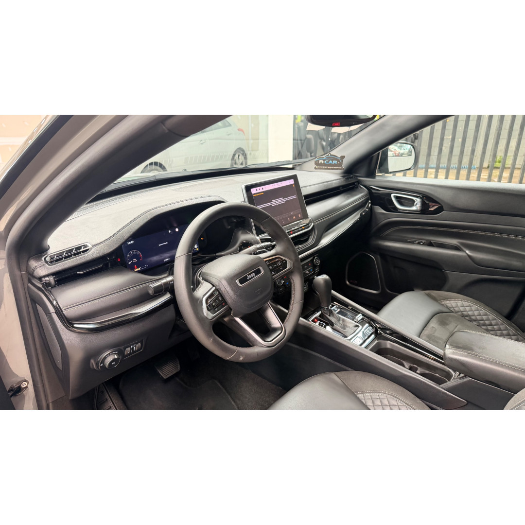 JEEP Compass 2.0 16V 4P HURRICANE 4 TURBO BLACKHAWK AUTOMÁTICO AT9