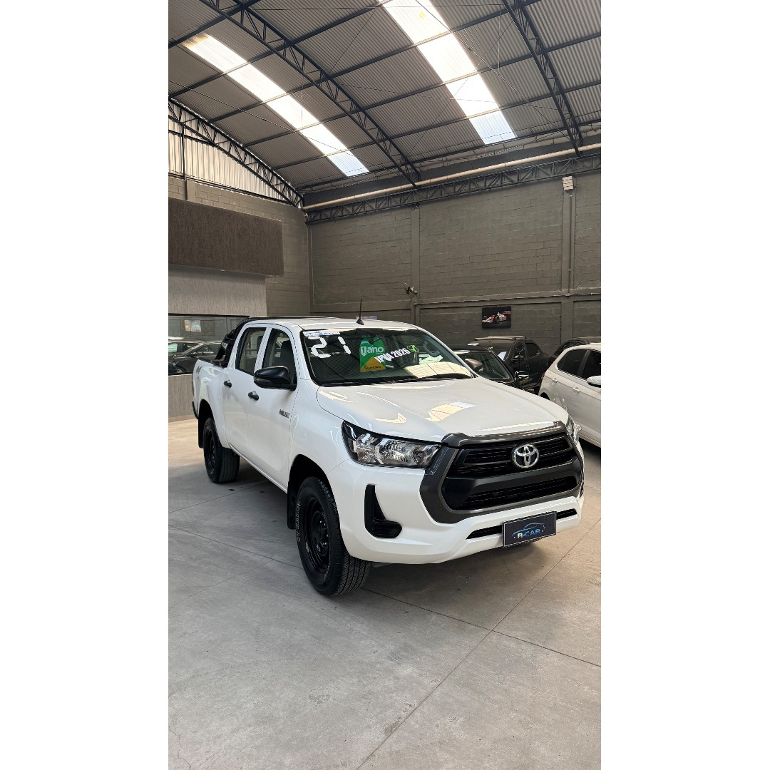 TOYOTA Hilux Caminhonete 2.5 16V 4P 4X4 STD TURBO DIESEL CABINE DUPLA