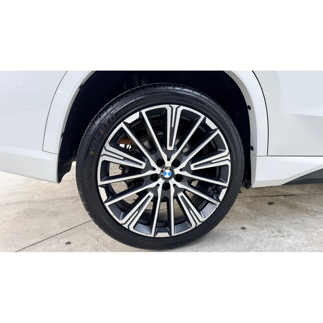 BMW X1 2.0 16V 4P FLEX SDRIVE20I M SPORT 25 ANOS TURBO AUTOMÁTICO