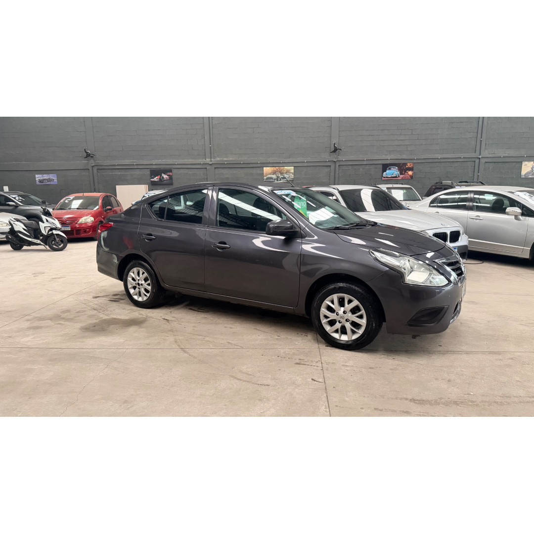 NISSAN Versa Sedan 1.0 4P FLEX S