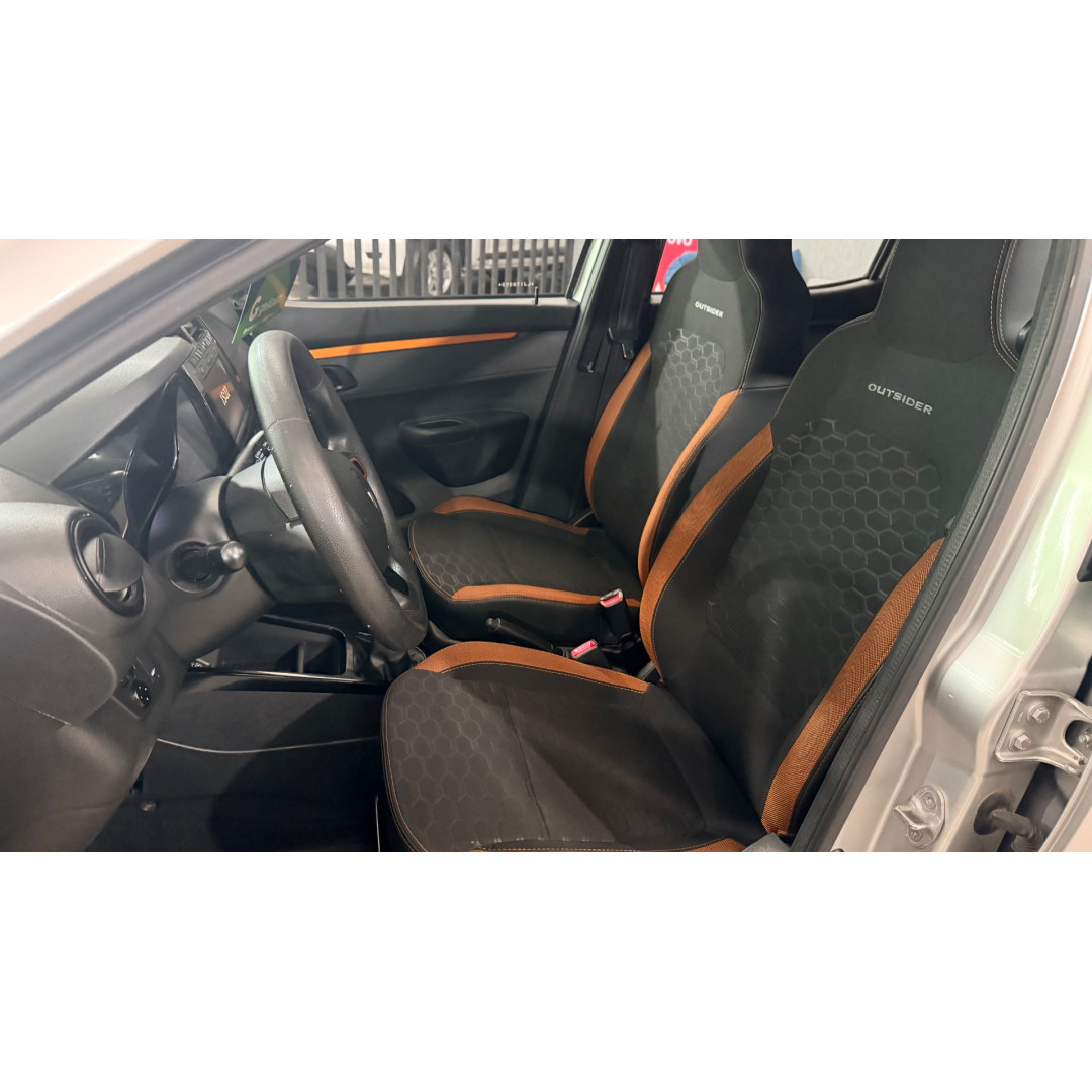 RENAULT Kwid 1.0 12V 4P SCE FLEX OUTSIDER