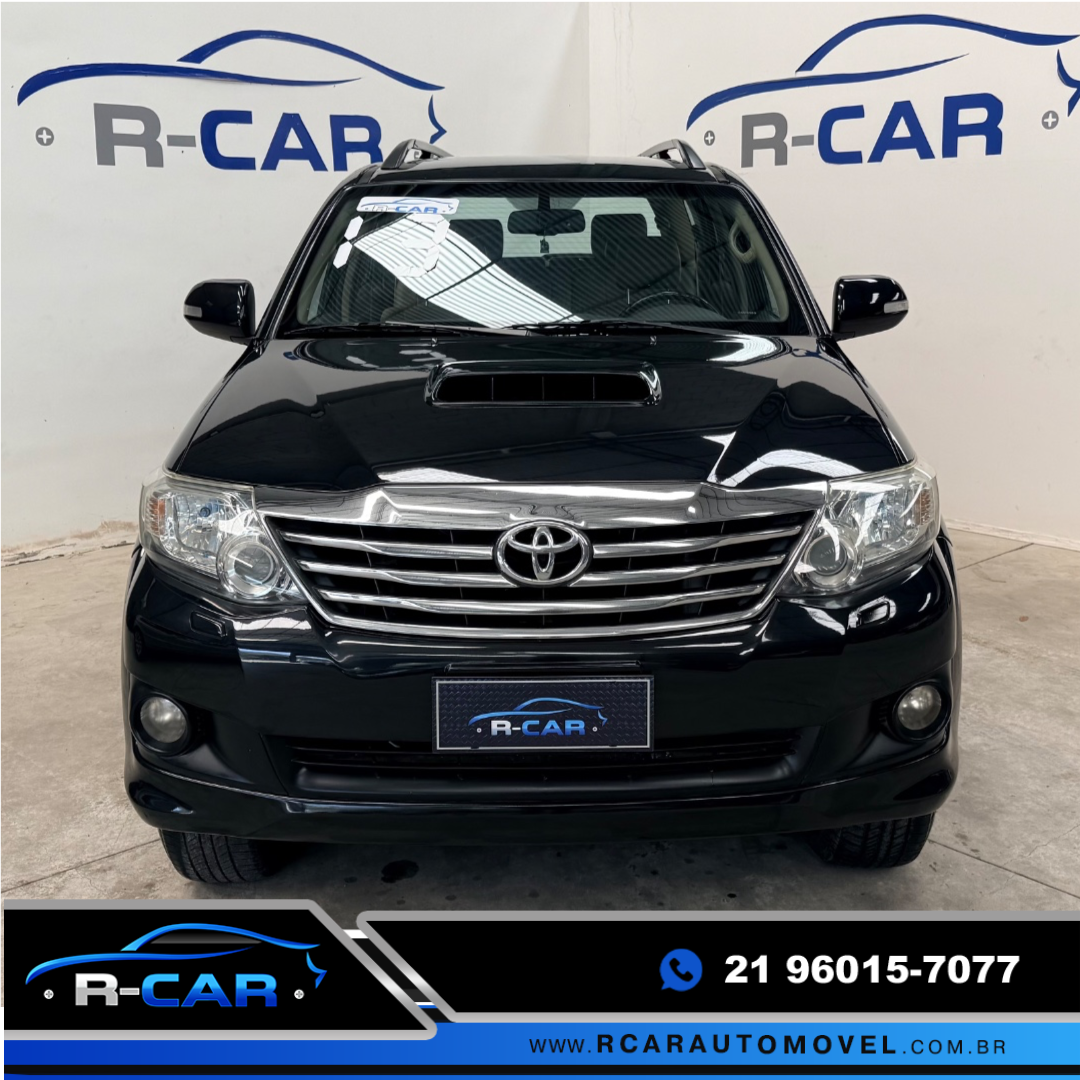 Hilux SW4 3.0 16V 4P SRV 4X4 7 LUGARES TURBO DIESEL AUTOMÁTICO
