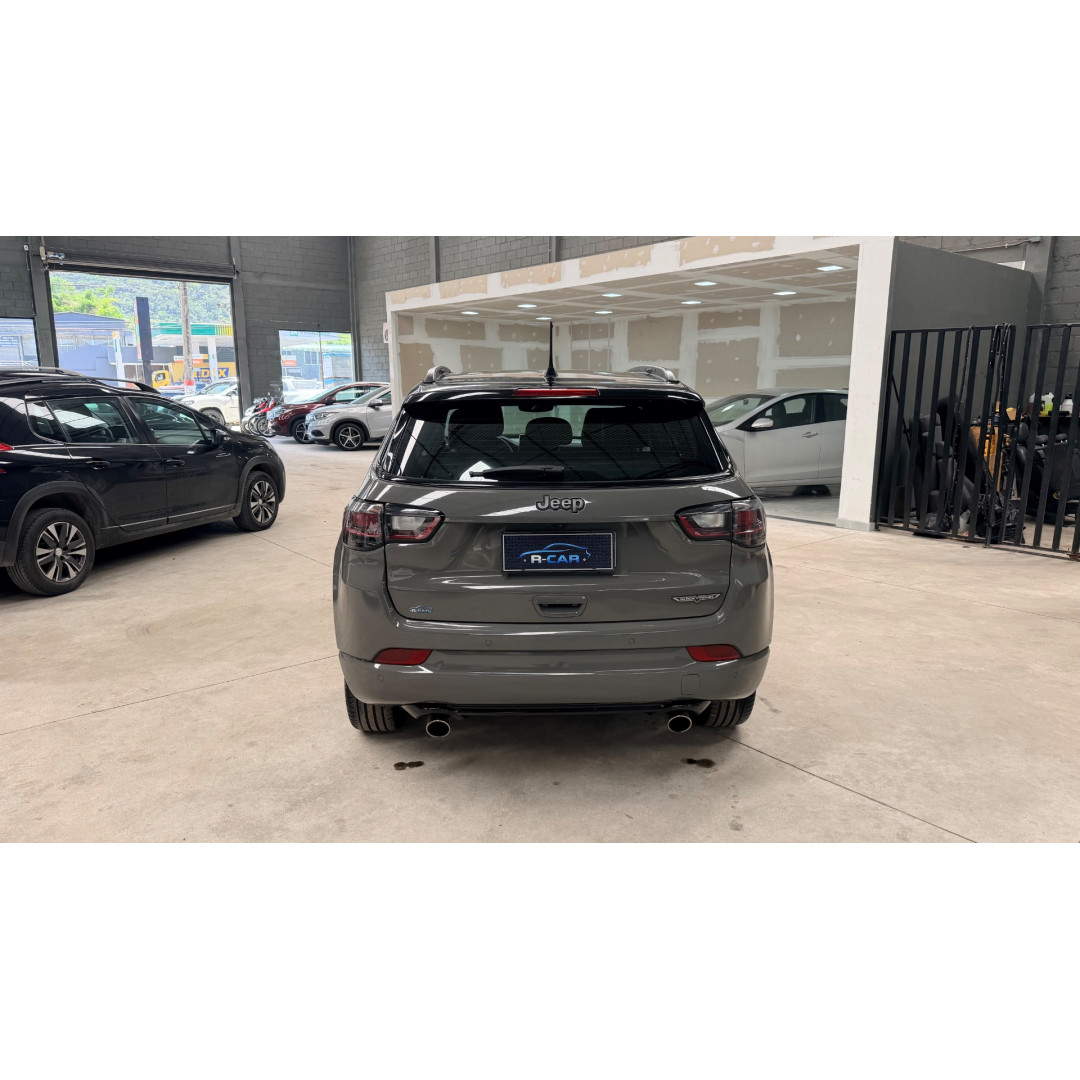 JEEP Compass 2.0 16V 4P HURRICANE 4 TURBO BLACKHAWK AUTOMÁTICO AT9