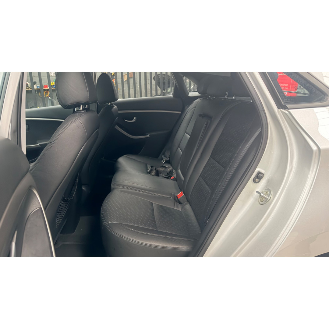 HYUNDAI I30 1.6 16V 4P AUTOMÁTICO