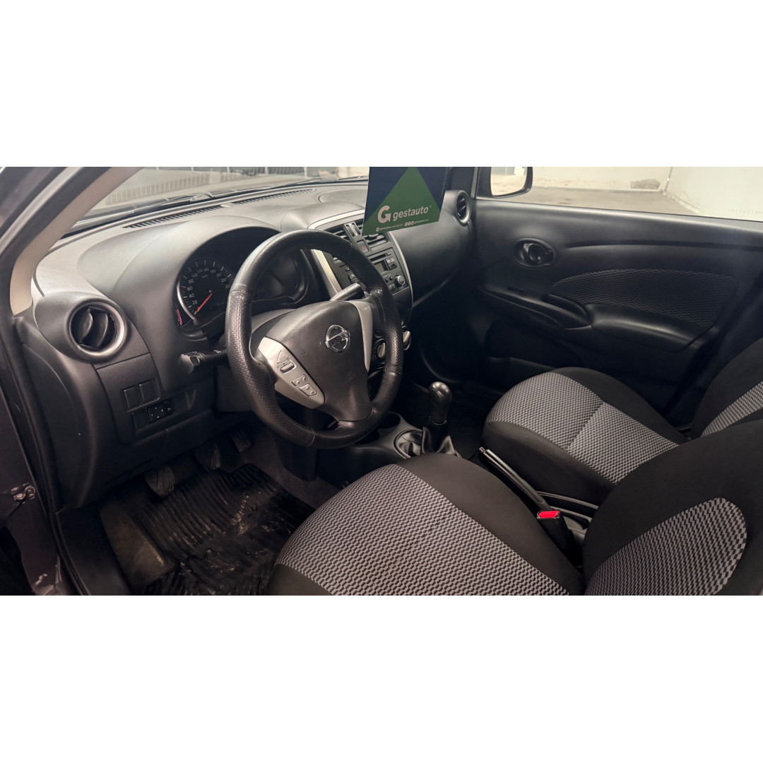 NISSAN Versa Sedan 1.0 4P FLEX S
