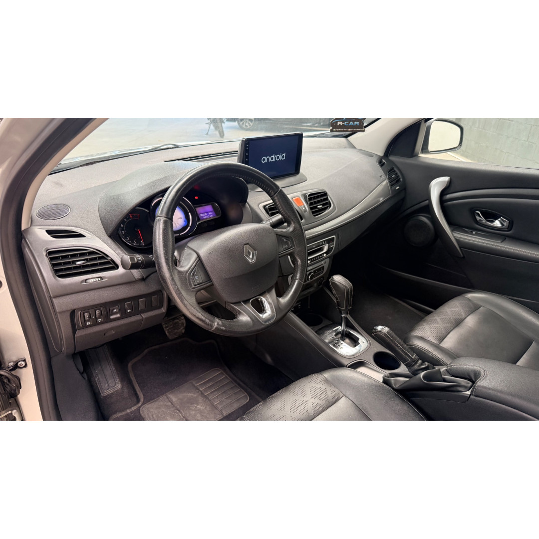 RENAULT Fluence 2.0 16V 4P FLEX DYNAMIQUE AUTOMÁTICO