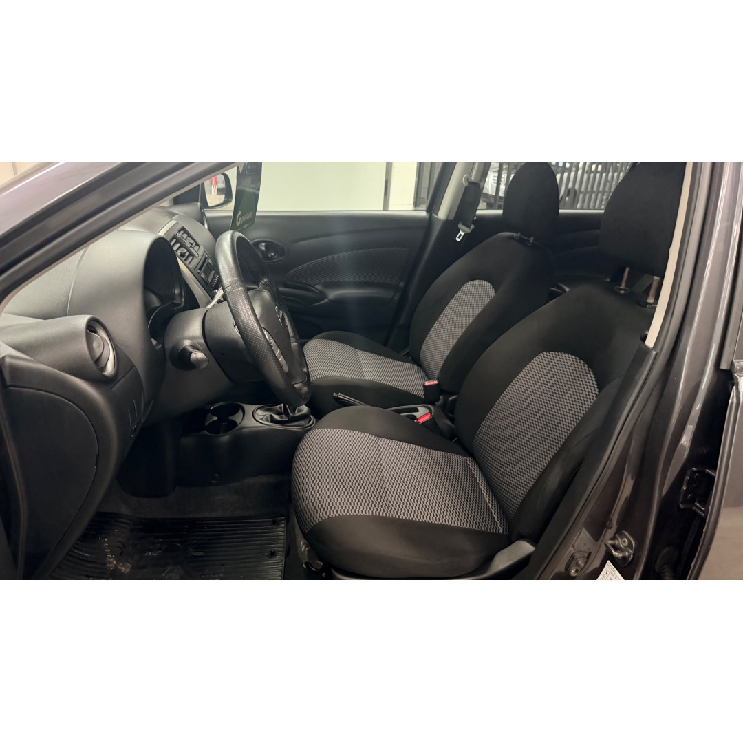NISSAN Versa Sedan 1.0 4P FLEX S
