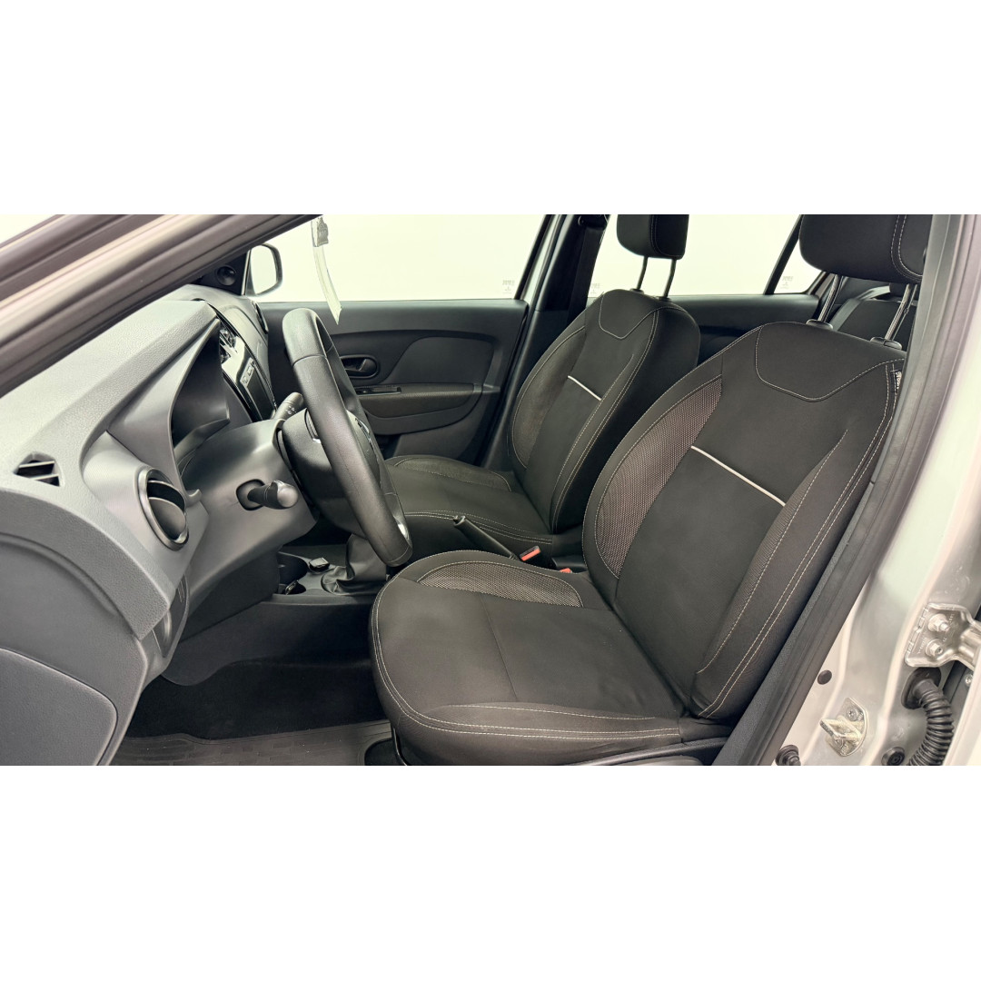 RENAULT Logan 1.0 12V 4P FLEX SCE ZEN