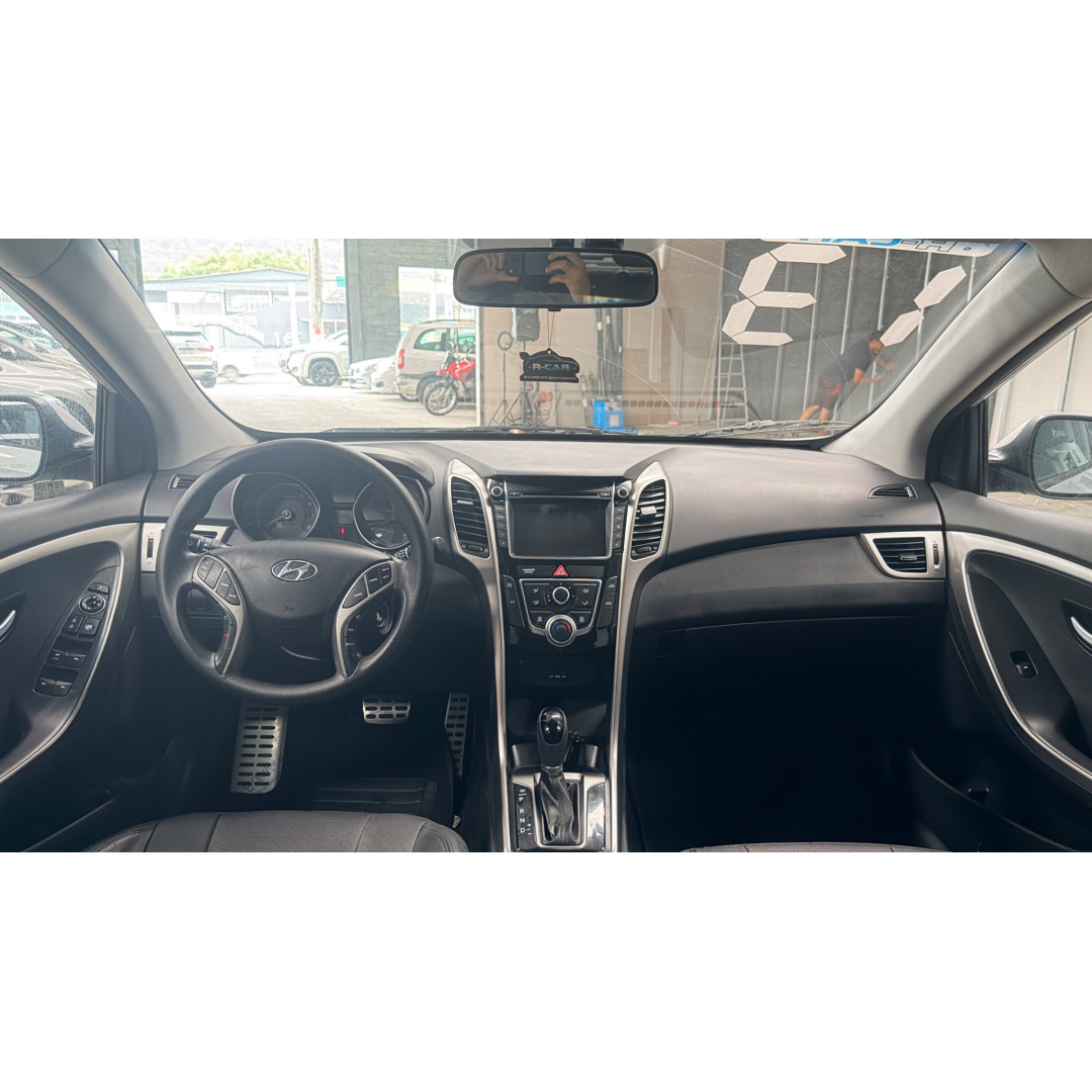 HYUNDAI I30 1.6 16V 4P AUTOMÁTICO
