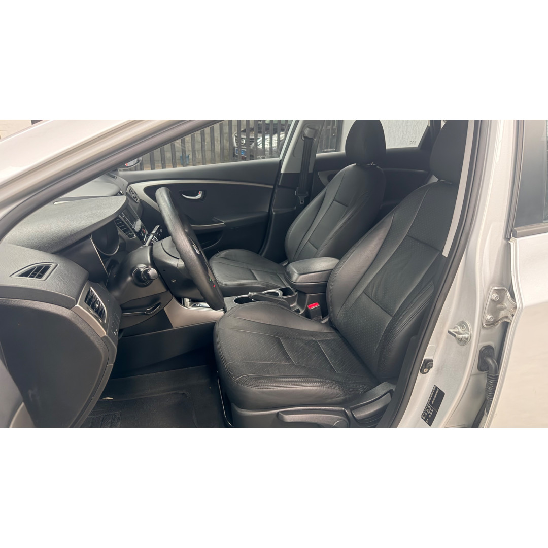 HYUNDAI I30 1.6 16V 4P AUTOMÁTICO