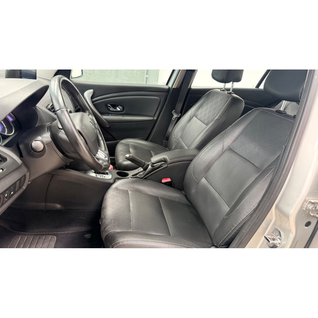 RENAULT Fluence 2.0 16V 4P FLEX DYNAMIQUE AUTOMÁTICO