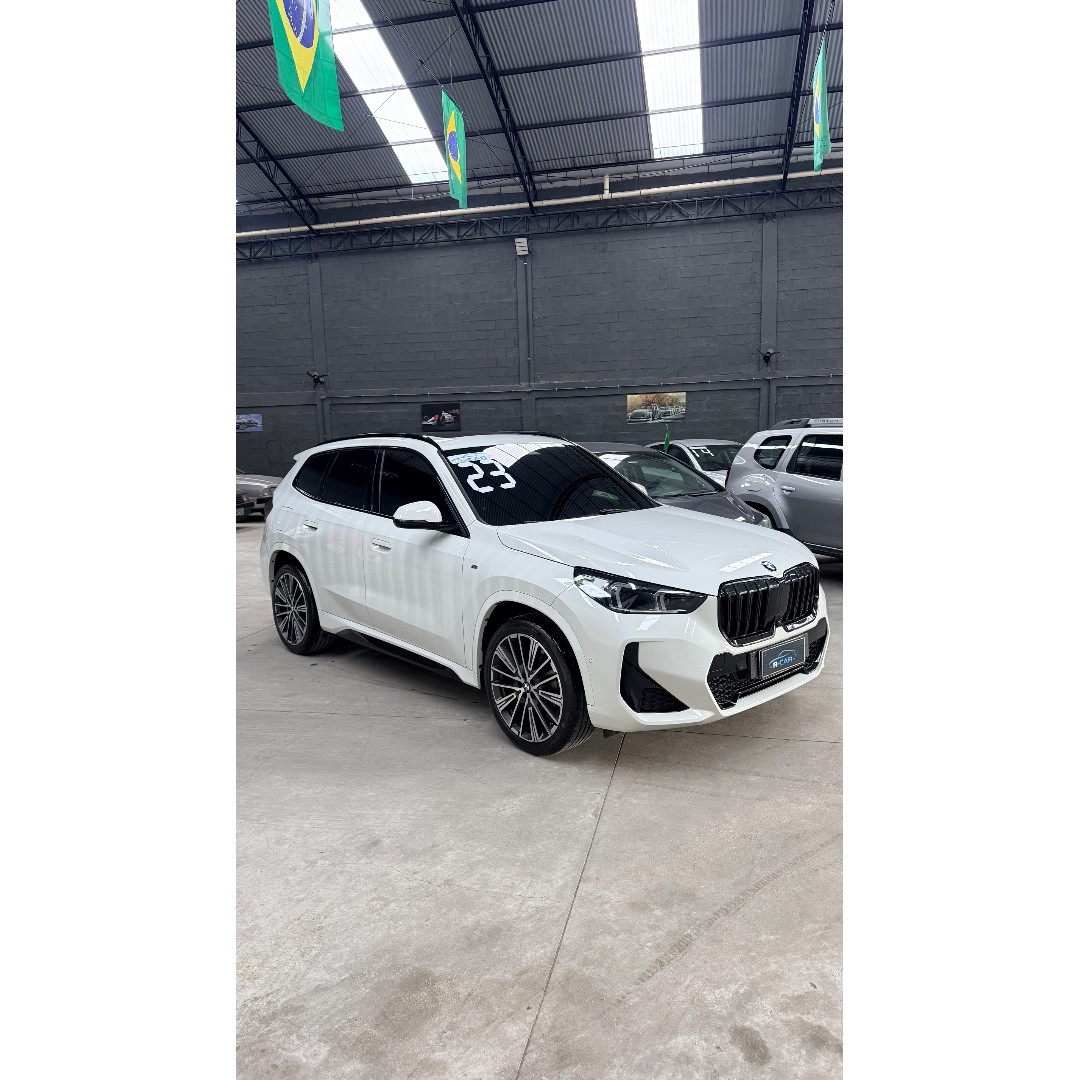 BMW X1 2.0 16V 4P FLEX SDRIVE20I M SPORT 25 ANOS TURBO AUTOMÁTICO