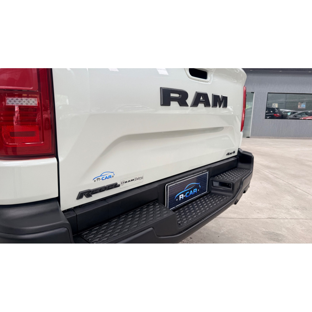 RAM Rampage 2.0 4P HURRICANE 4 TURBO REBEL 4X4 AUTOMÁTICO